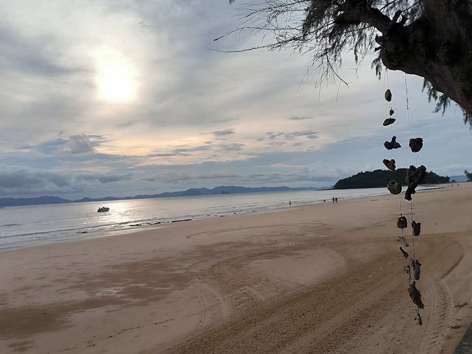 Strand Dusit Thani Krabi Beach Resort