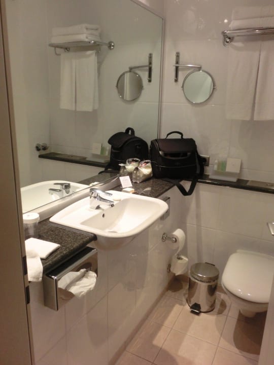 Bad / Toilette Crowne Plaza ® Hamburg - City Alster