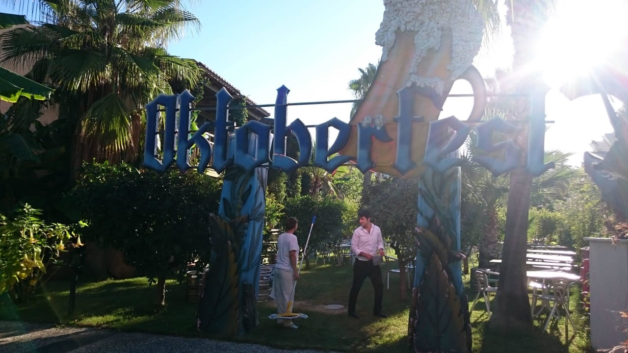Oktoberfest - Sehr toll gemacht Paloma Oceana