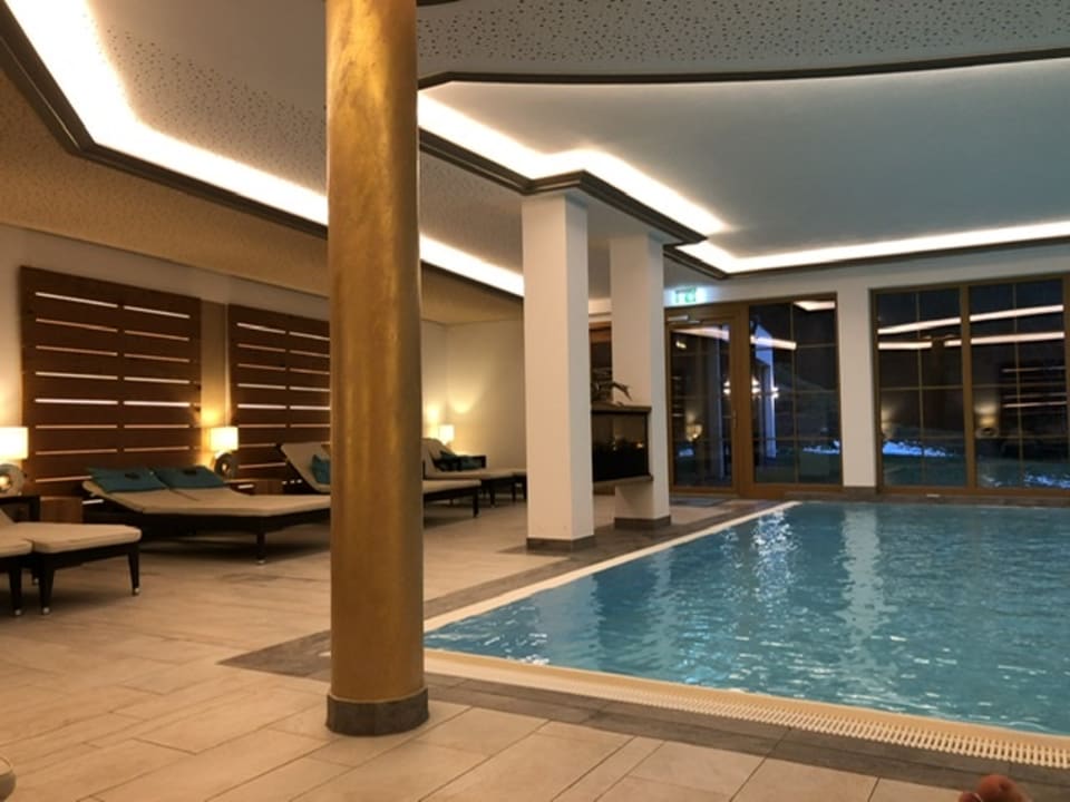Pool Wellnesshotel Forsthaus Auerhahn