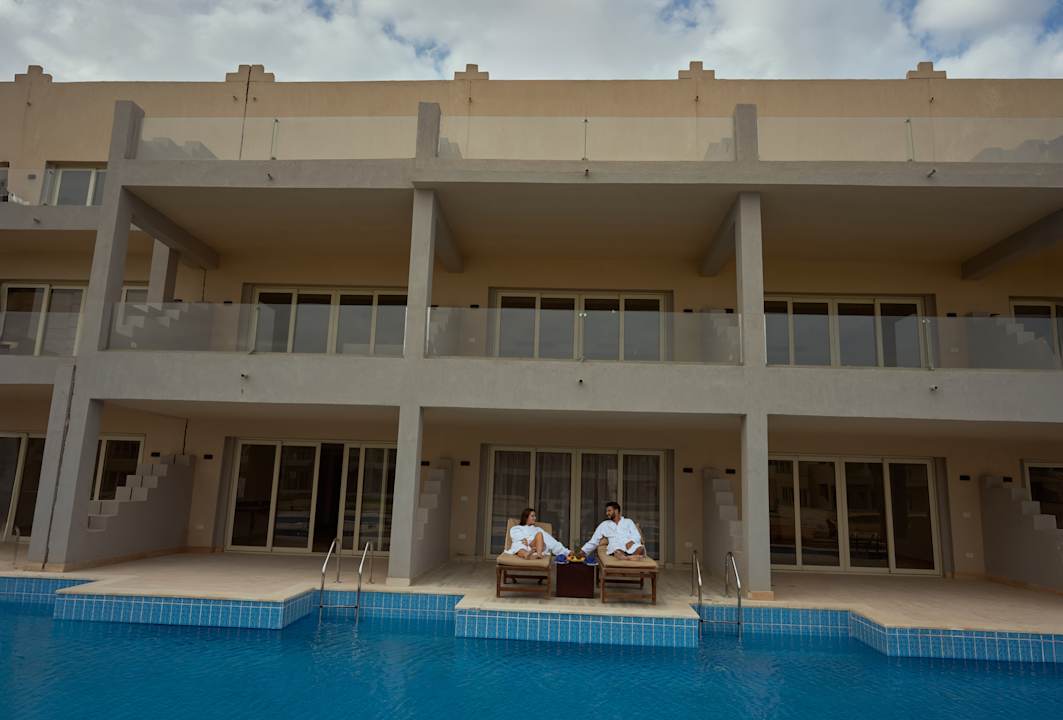 Zimmer Diamond Beach by Pearl Resort