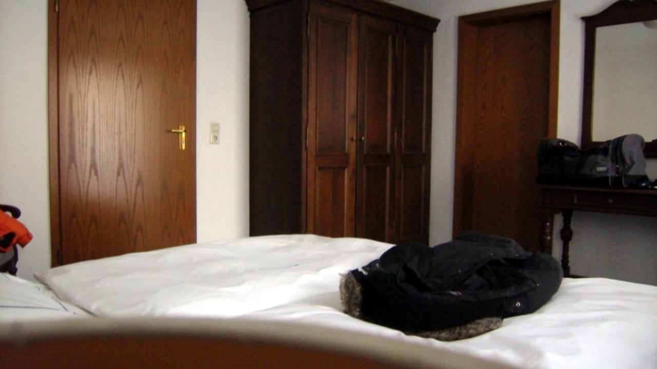 Sehr bürgerlich eingerichtet Hotel Domschenke