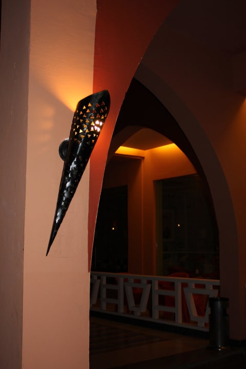 Улица красивых фонарей Pickalbatros Alf Leila Wa Leila Resort - Neverland Hurghada