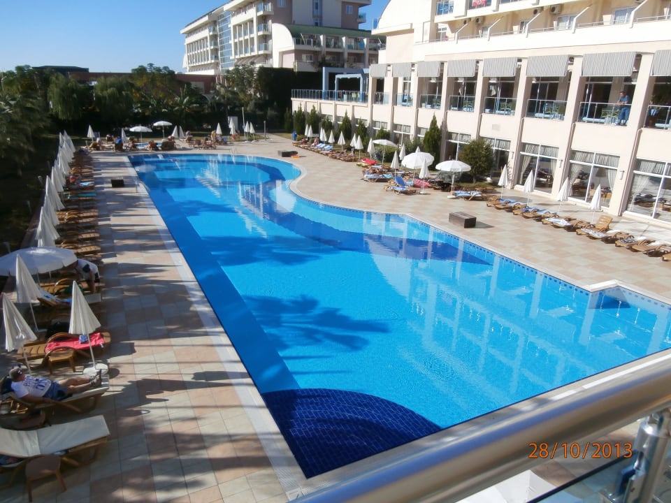 Herrlich großer Pool Solivia Hotel