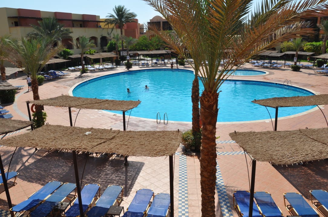 Basen w strefie ciszy Jaz Makadi Saraya Resort