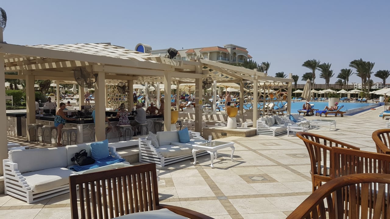 Pool Premier Le Reve Hotel & Spa