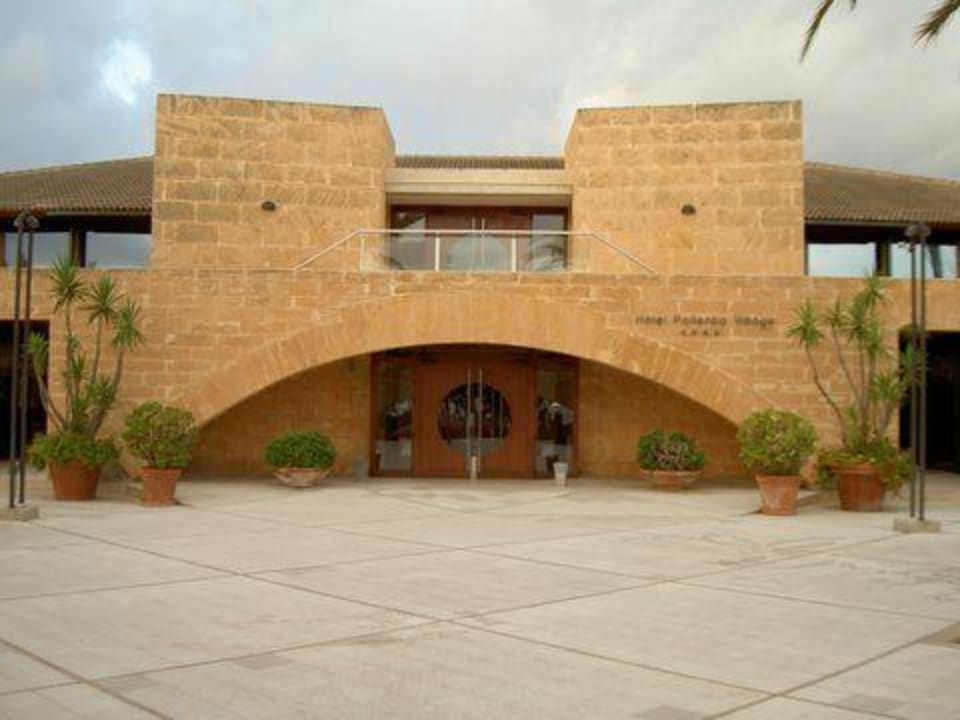 Eingang PortBlue Club Pollentia Resort & Spa