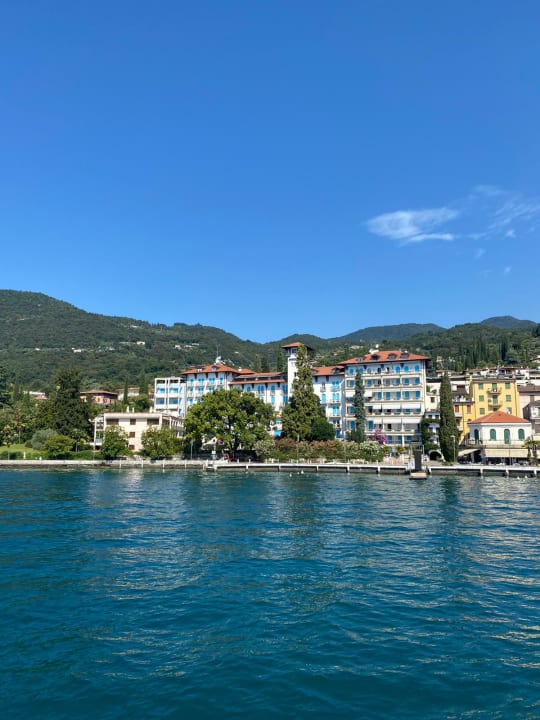 Außenansicht Hotel Savoy Palace