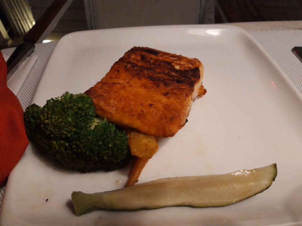 Gastro Rubi Platinum Spa Resort & Suites