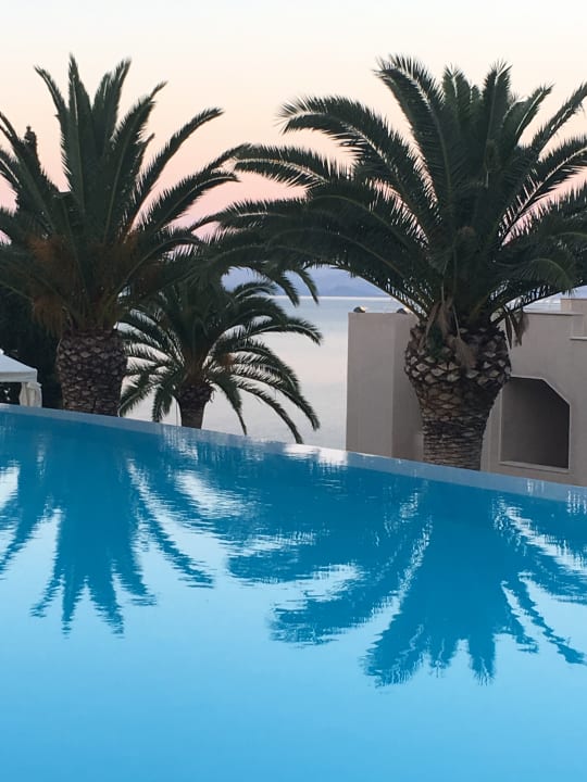 Pool MarBella, Mar-Bella Collection