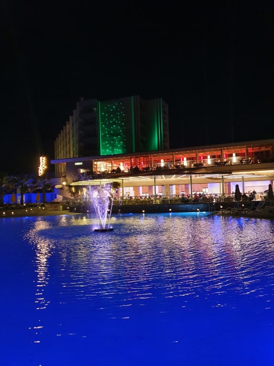 Pool Arina Beach Resort