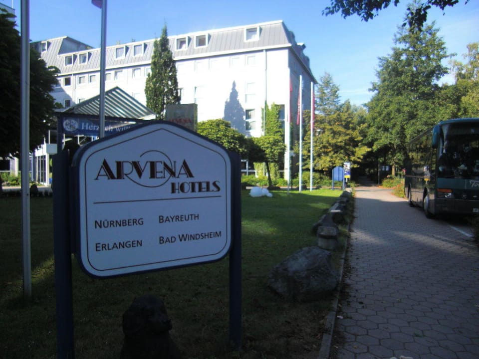 Eingangsbereich Hotel Arvena Kongress