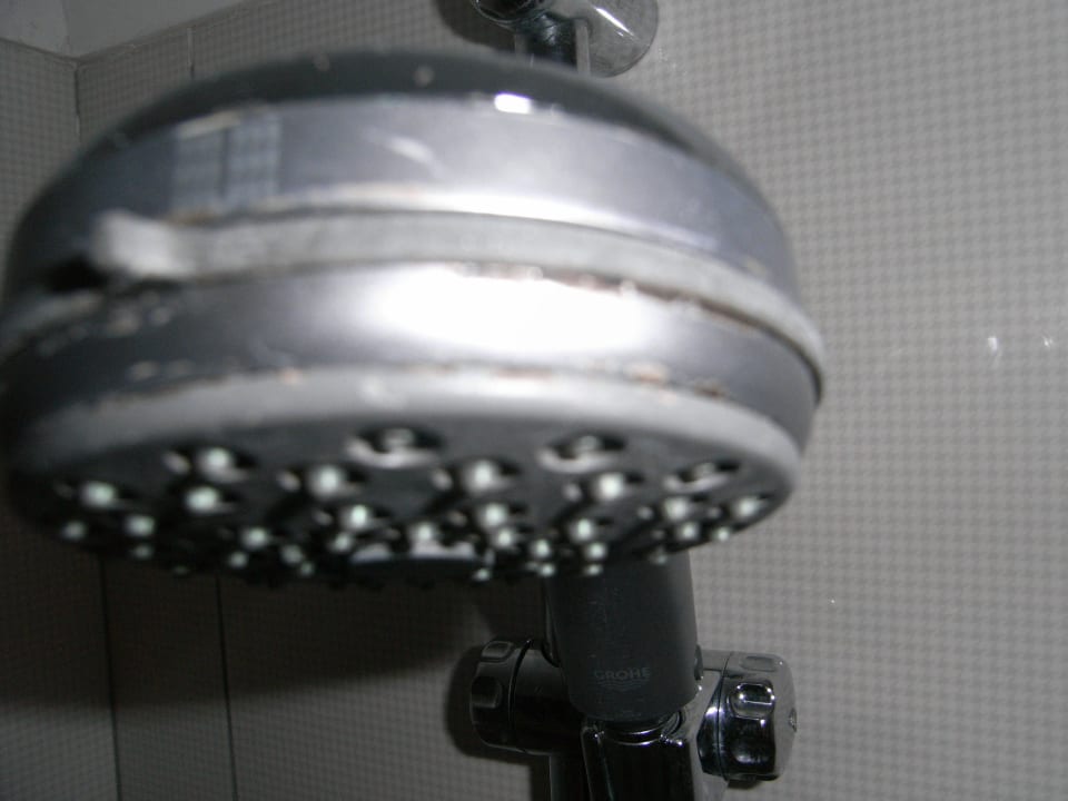 Verschmutzt & nicht geputzt bei Ankunft VONRESORT Golden Coast