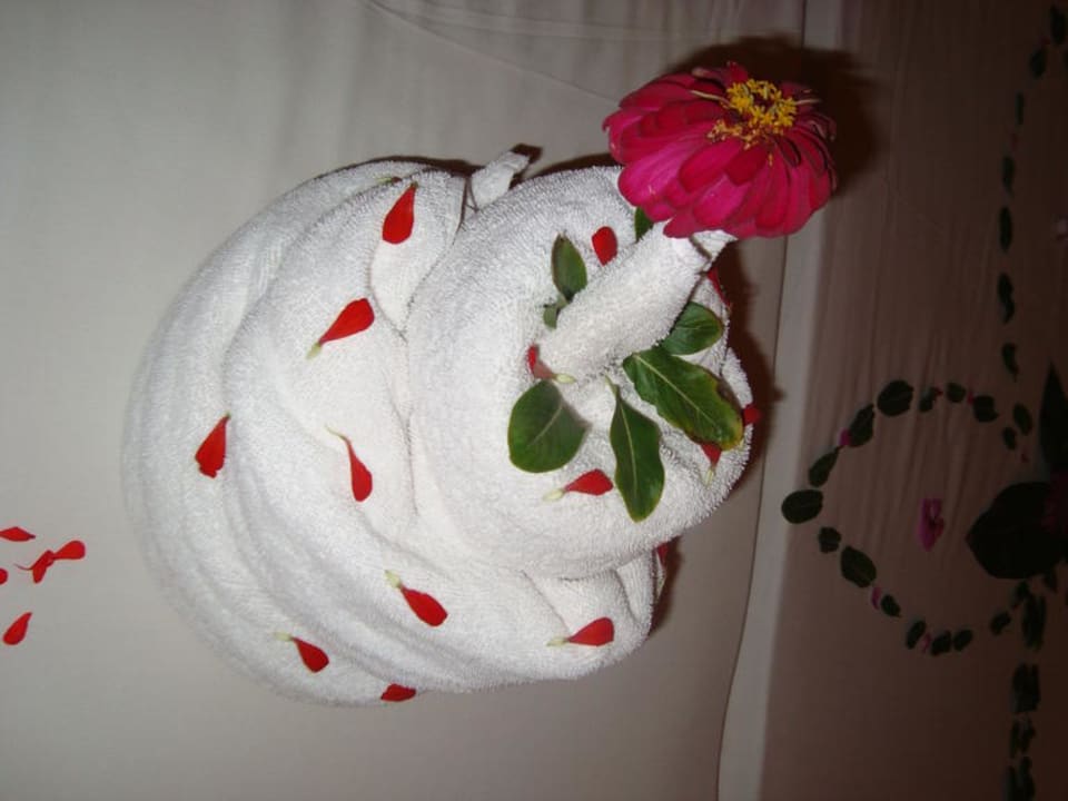 Da muss der Kontakt zum Room Boy stimmen Pickalbatros Alf Leila Wa Leila Resort - Neverland Hurghada