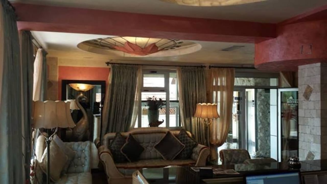 Lobby Hotel Bali Paradizo