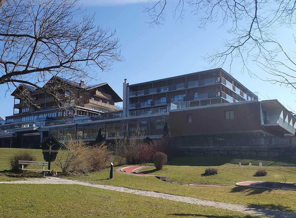 Außenansicht Dorfhotel Fasching