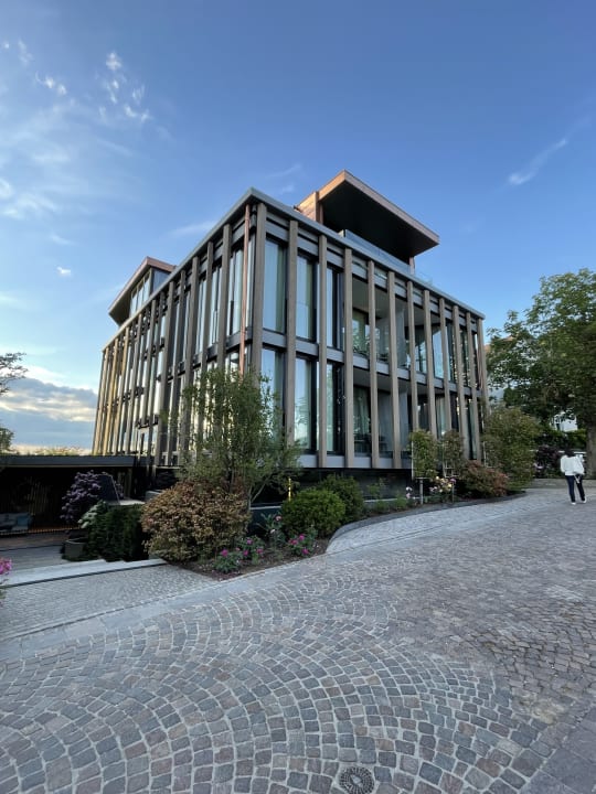 Außenansicht Hotel Hirschen Horn | Refugium am See