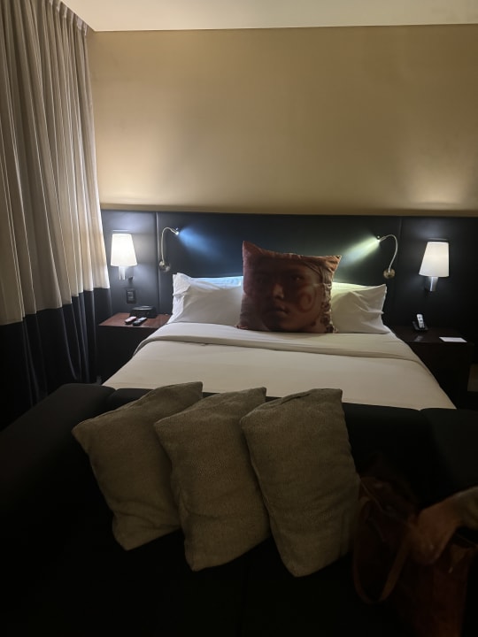 Zimmer Movich Buro 26