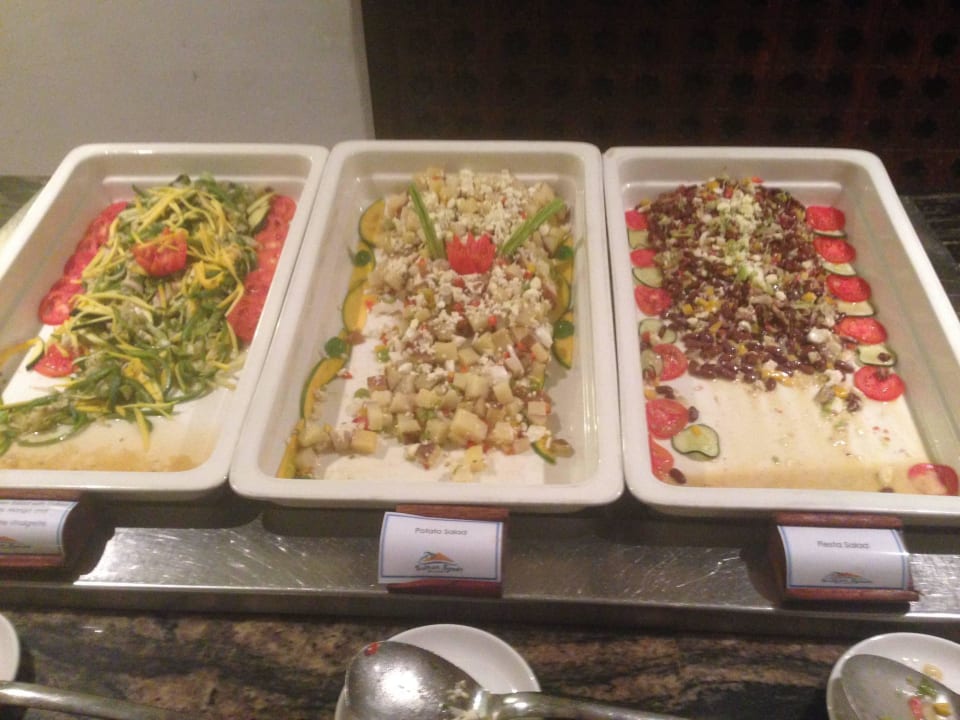 Büffet Vorspeisen Sultan Sands Island Resort & Spa