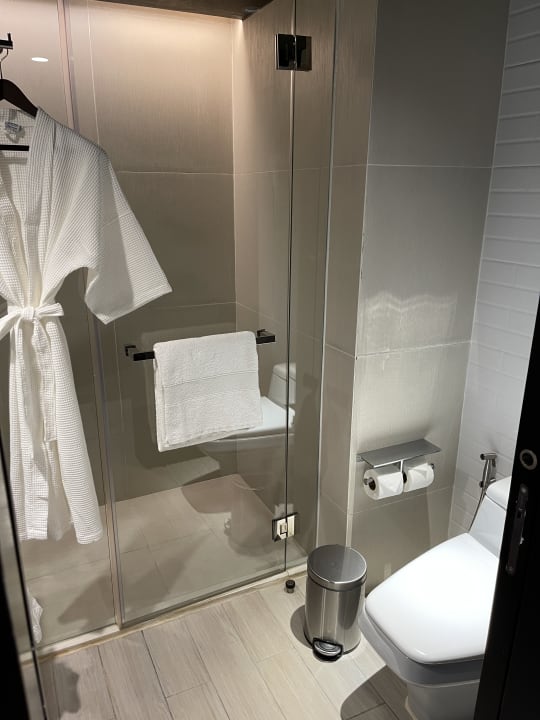 Zimmer Double Tree by Hilton Bangkok Ploenchit