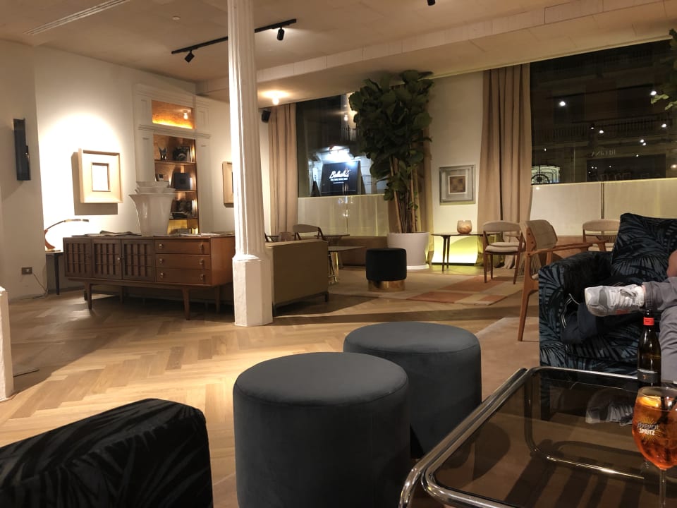 Lobby Hotel Regina