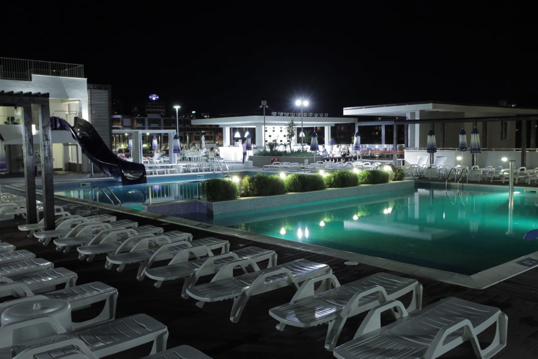 Pool Burgas Beach Hotel