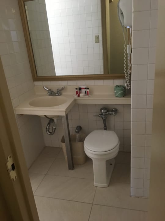 Zimmer Ramada by Wyndham Jersey City