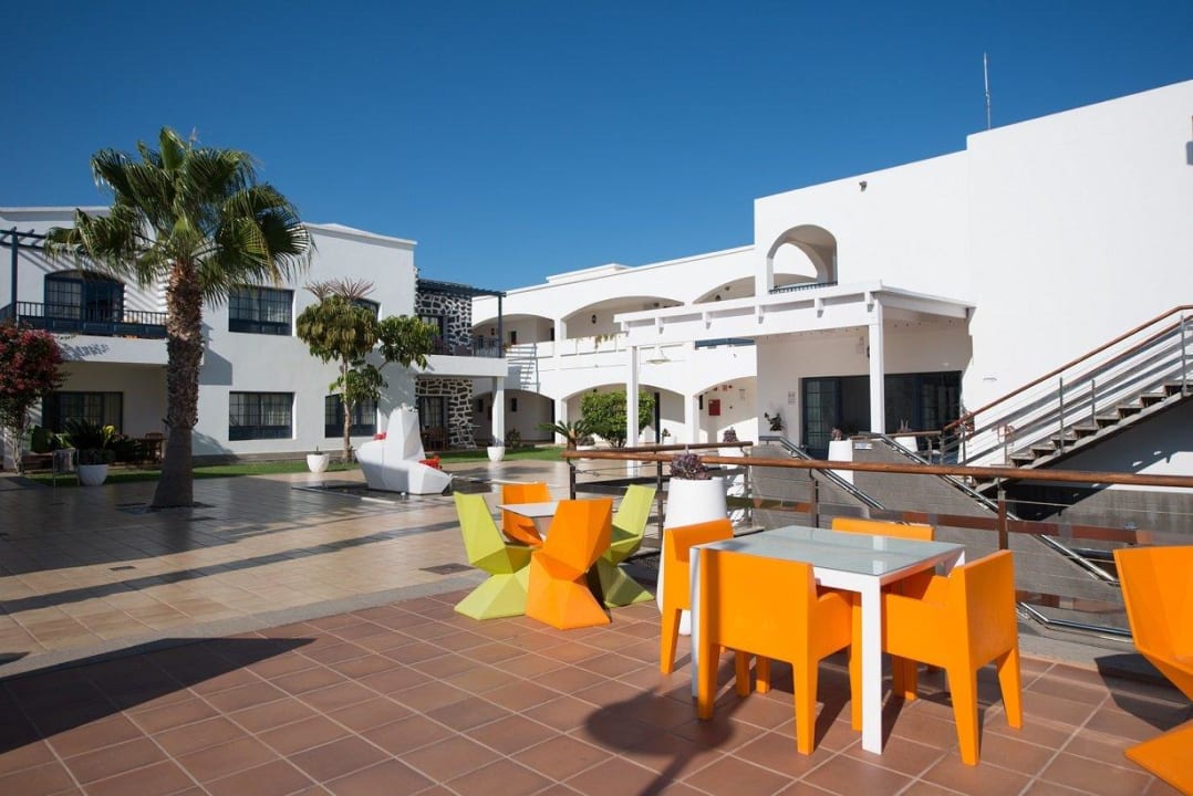 Pool bar HD Apartamentos Pueblo Marinero