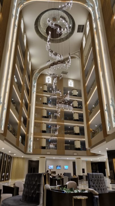 Lobby Haydarpasha Palace