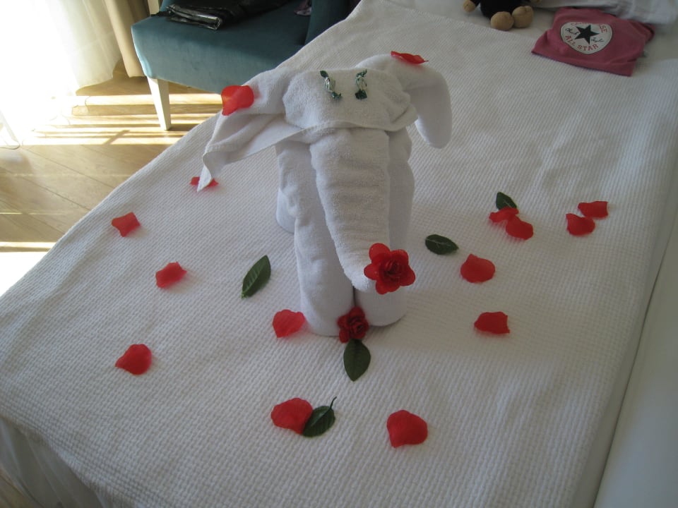 Kunst mit Leintüchern 1 Sentido Trendy Verbena Beach