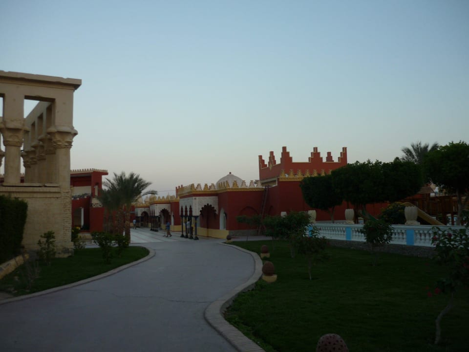 Wege Pickalbatros Alf Leila Wa Leila Resort - Neverland Hurghada