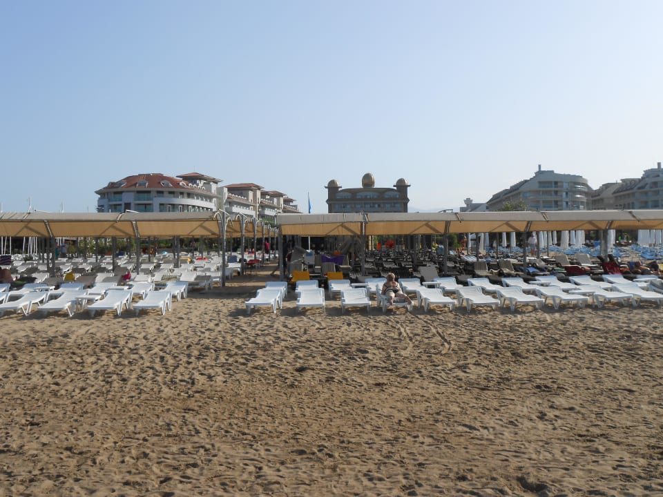 Liegen am Strand Aydinbey Kings Palace & Spa