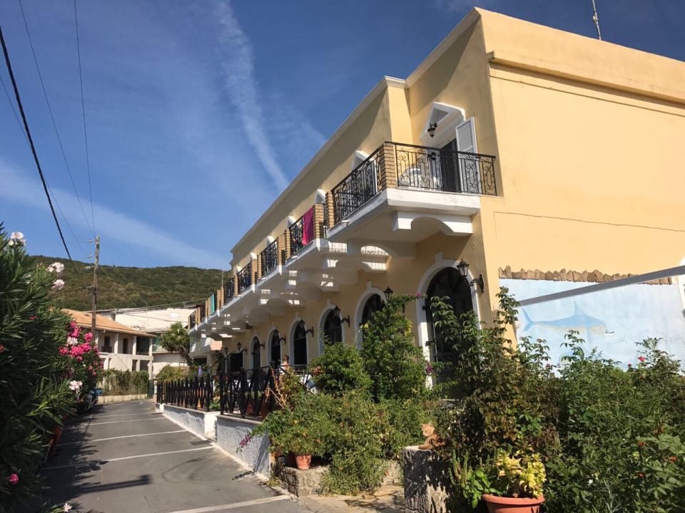 Außenansicht Hotel Serena