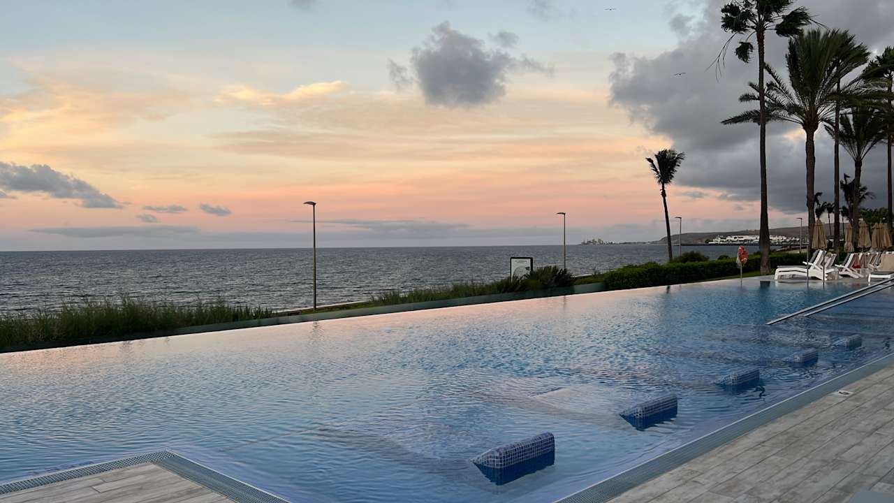 Pool Hotel Riu Palace Meloneras