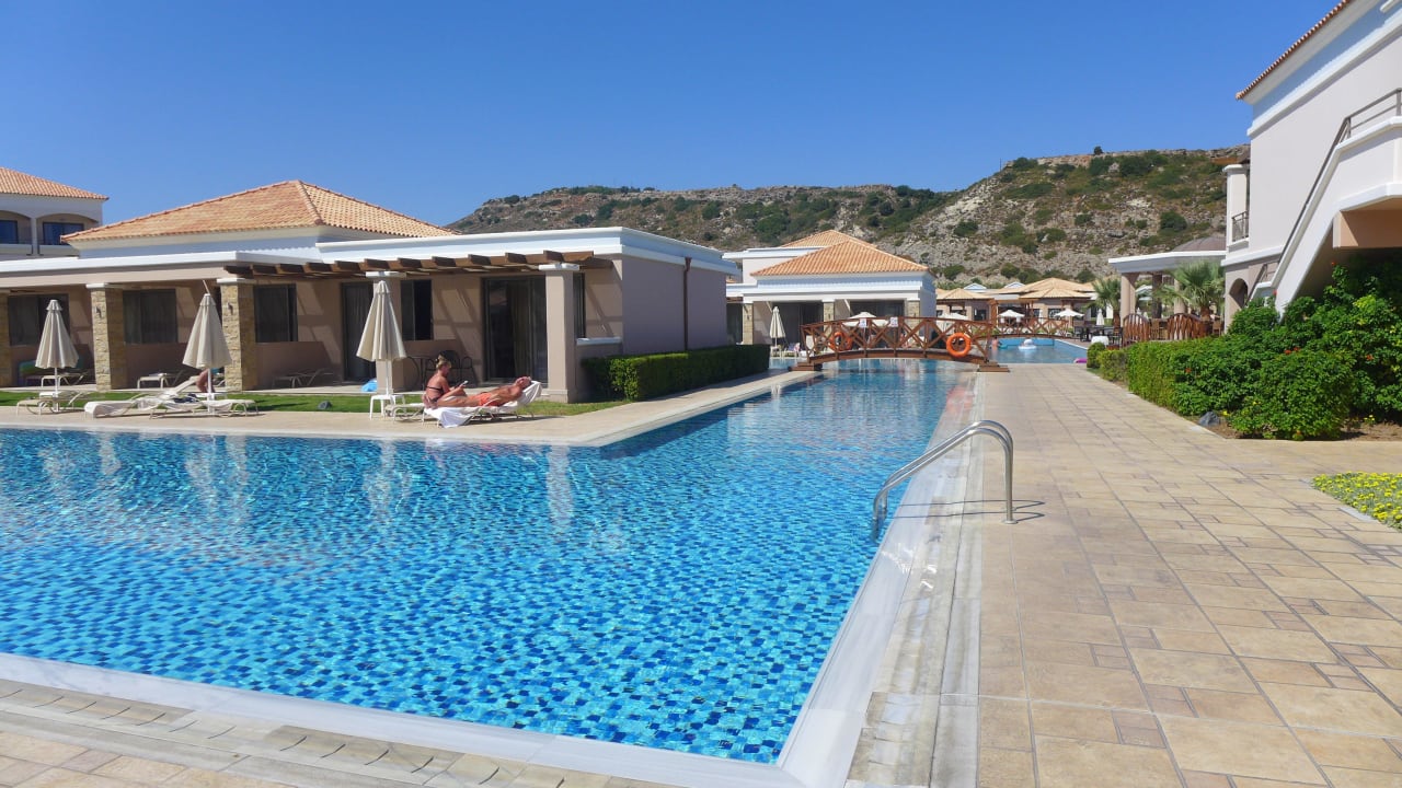 Pool La Marquise Luxury Resort Complex