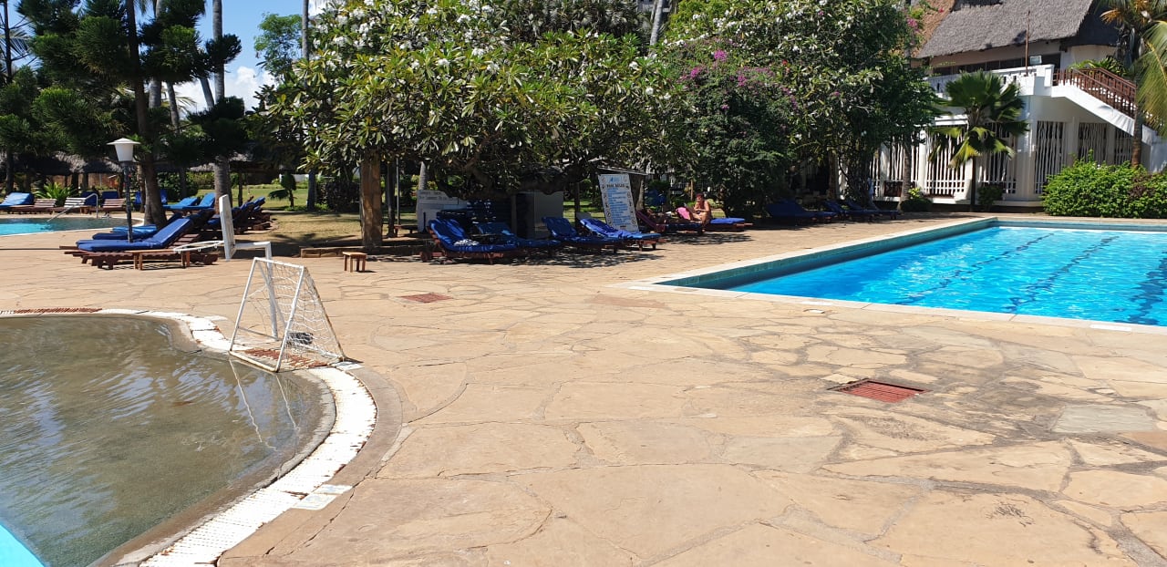 Pool Reef Hotel Mombasa