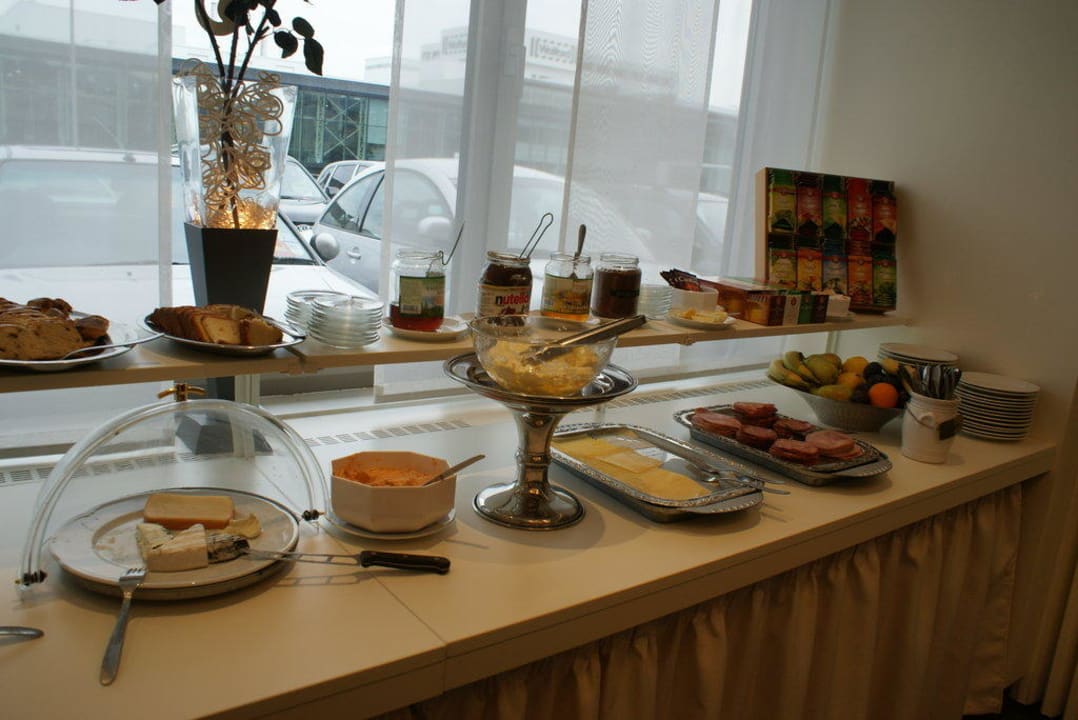Frühstücksbuffet 4-Länder Hotel Deutschmann