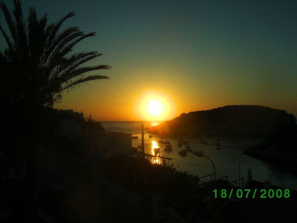 Sonnenuntergang von Zimmer 68 aus gesehen. Barceló Portinatx - Adults only