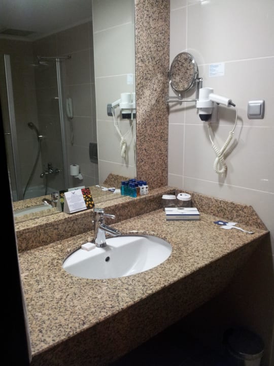 Badezimmer Royal Wings Hotel