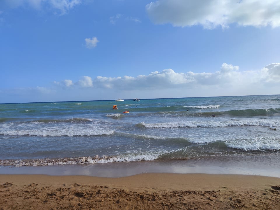 Strand Side Sunport Hotel & Spa