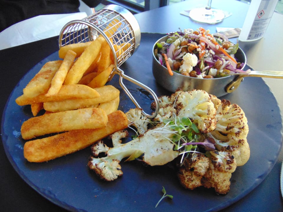 Gastro Radisson RED Cape Town