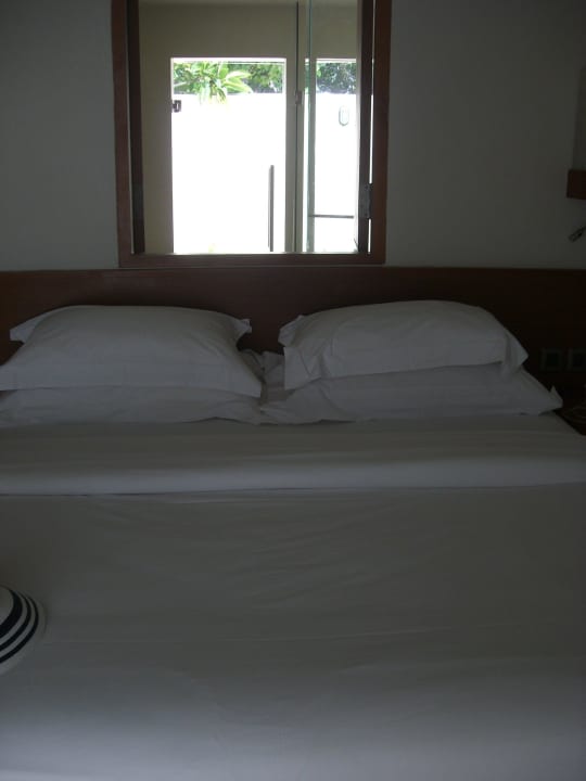 Bungalow Centara Ras Fushi Resort & Spa Maldives