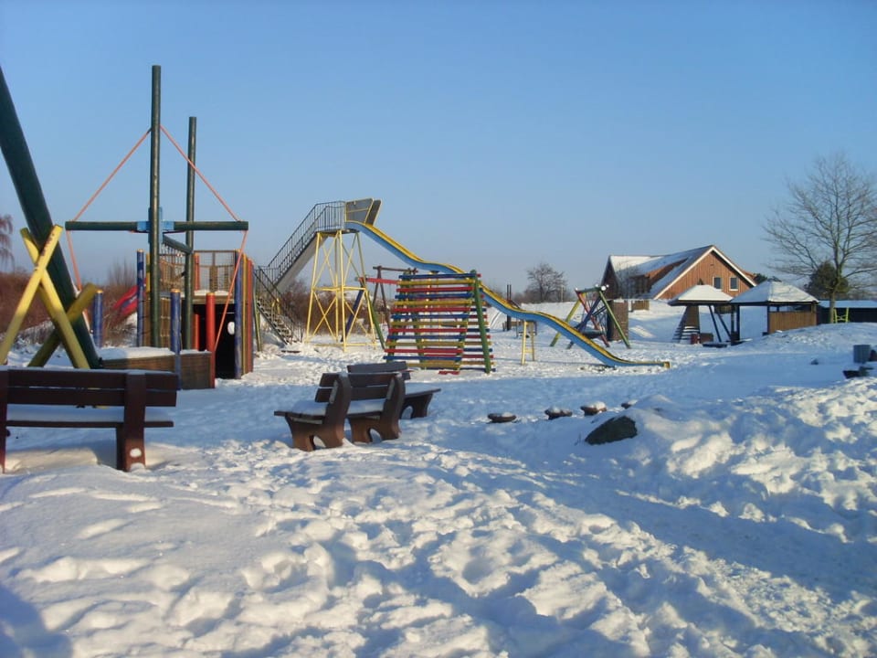 Spielplatz Ferienwohnungen Ferienpark Weissenhäuser Strand