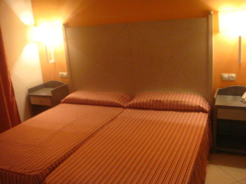 Schlafzimmer allsun App.-Hotel Albatros