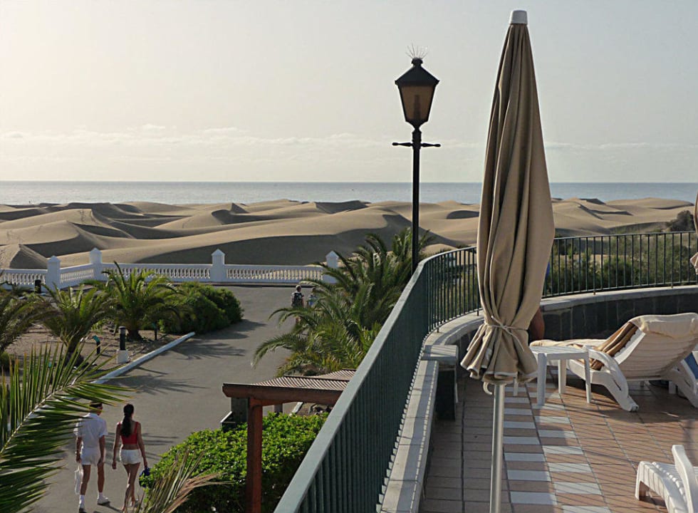 Blick von der Poolterrasse Hotel Riu Palace Maspalomas Adults Only