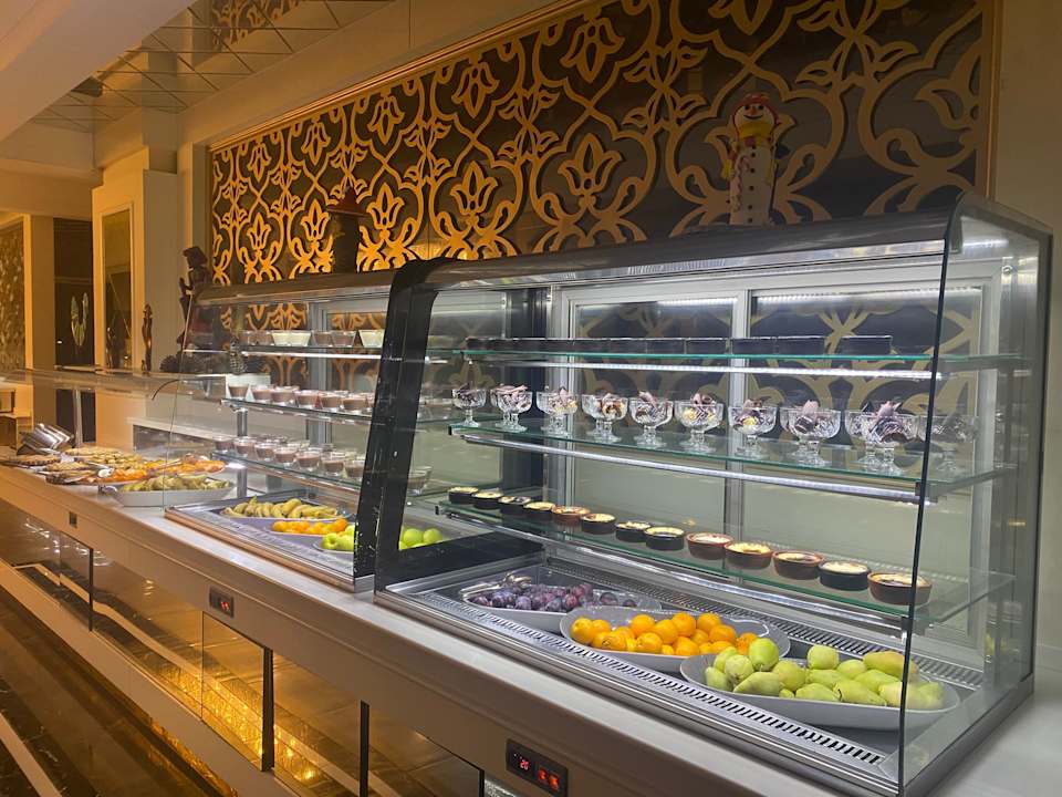 Gastro Side Royal Palace Hotel & Spa