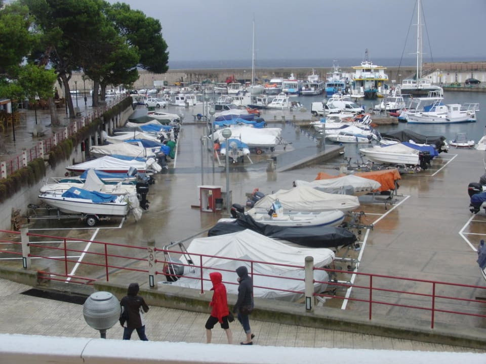 Blick aus unserem Zimmer (109) Hostal Cala Ratjada