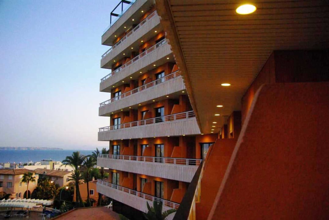 Blick nach rechts GPRO Valparaiso Palace & Spa