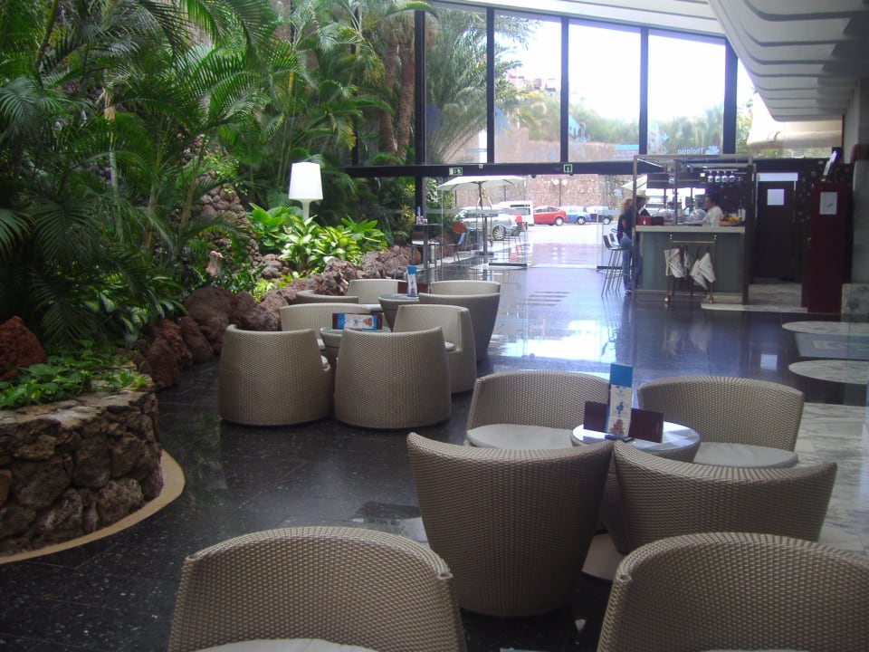 Bar am Eingang Gloria Palace San Agustin Thalasso & Hotel