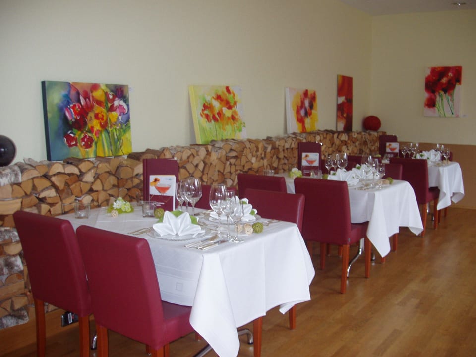 Nebenzimmer in der Panoramalounge Alpenglühn Hotel Bayern Vital